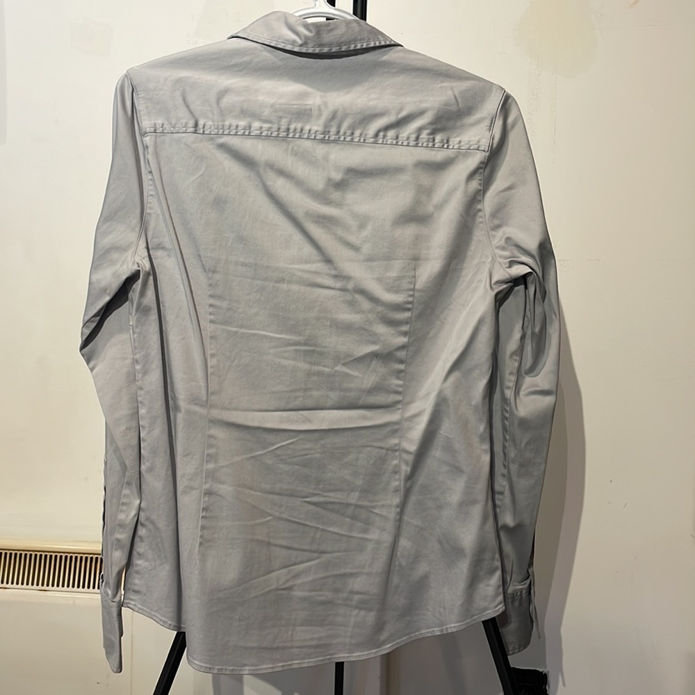 Gray blouse - Picture 3 of 4